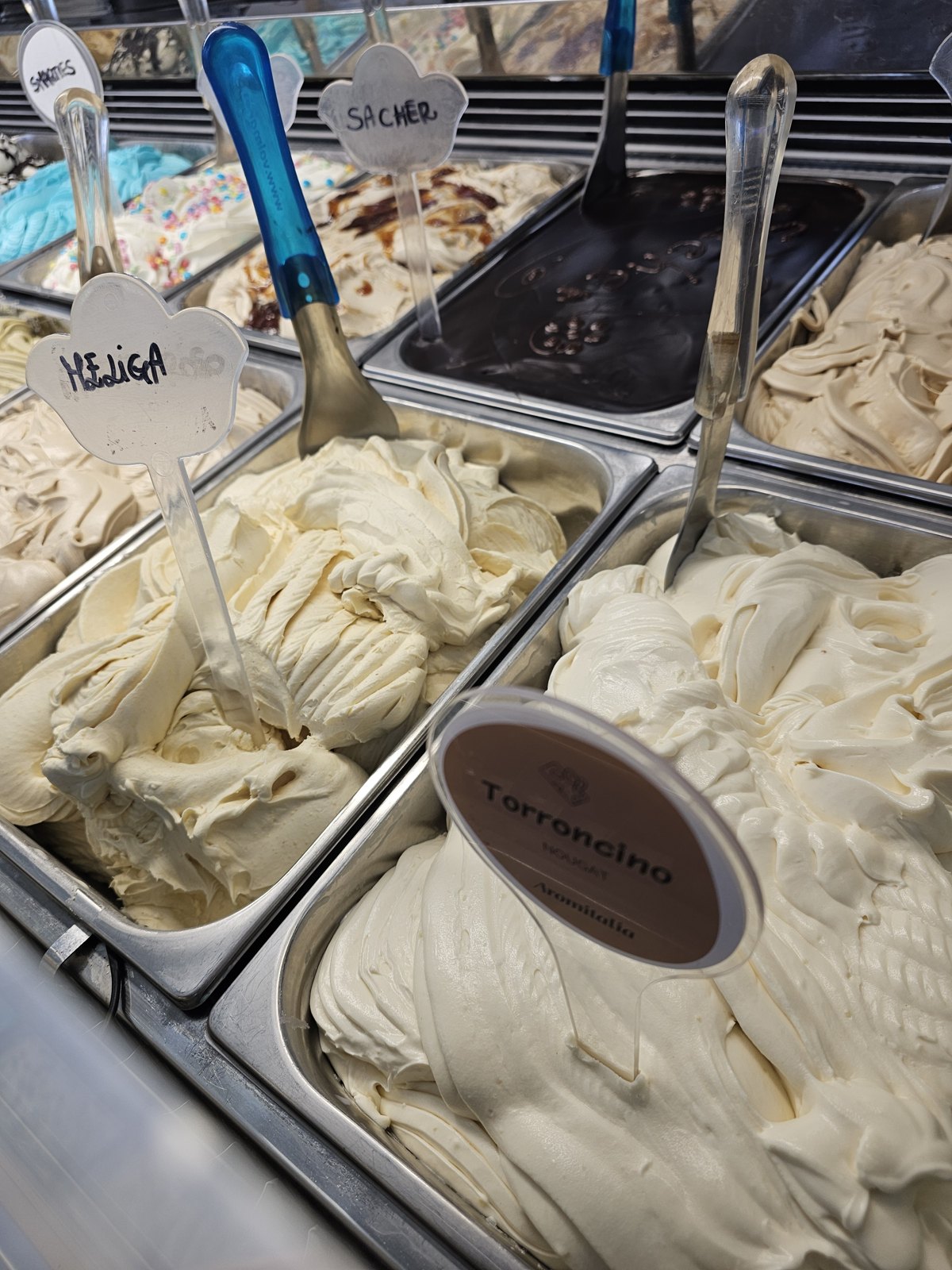 Gelato artigianale appena preparato